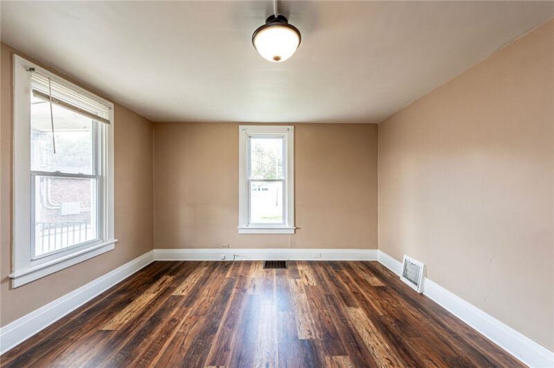765 W Otterman St — photo 6
