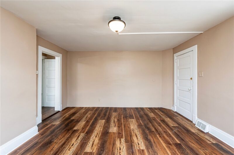 765 W Otterman St — photo 7