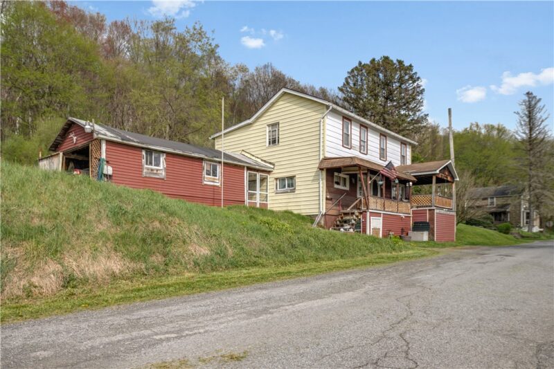 355 Sunset St — photo 3