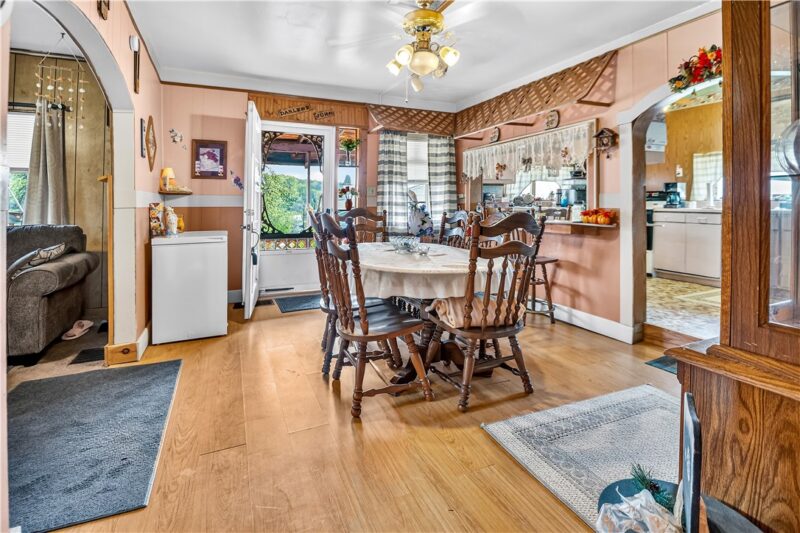 355 Sunset St — photo 6
