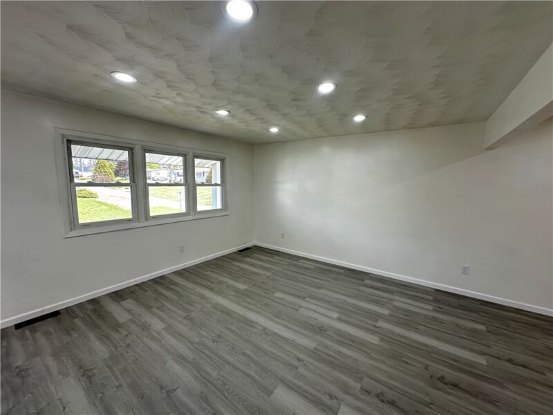 50 E Tennyson Street — photo 5