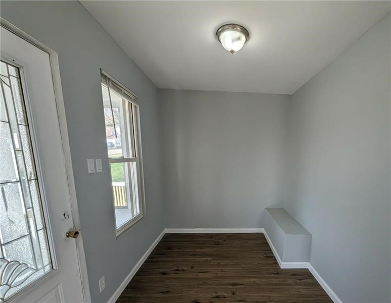 305 Central Ave — photo 6