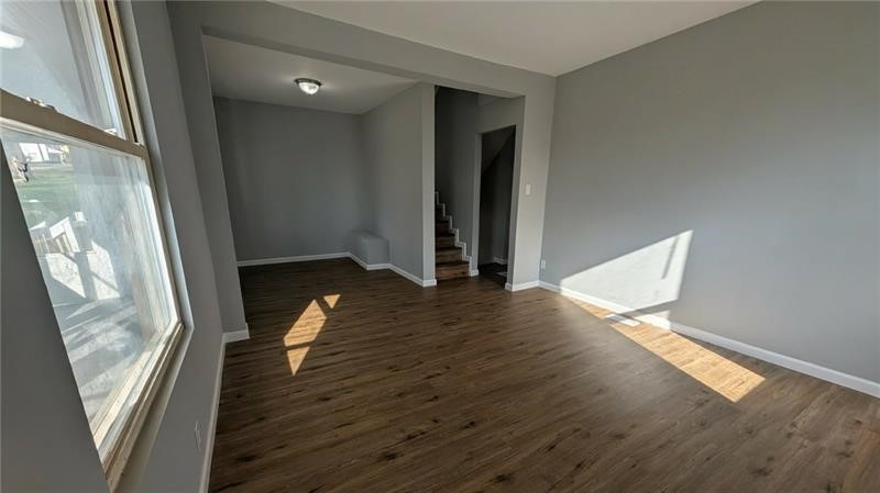 305 Central Ave — photo 7