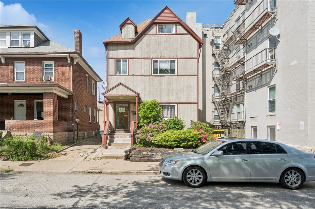 5715 E Liberty Blvd — photo 1
