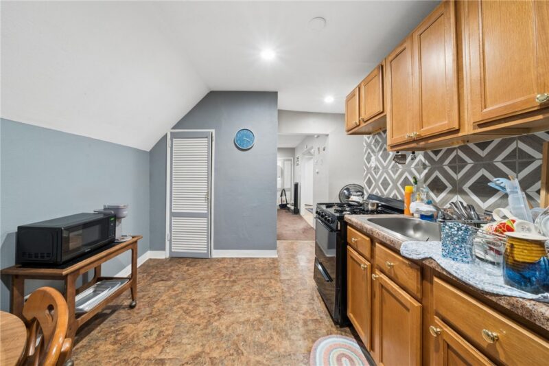 5715 E Liberty Blvd — photo 6