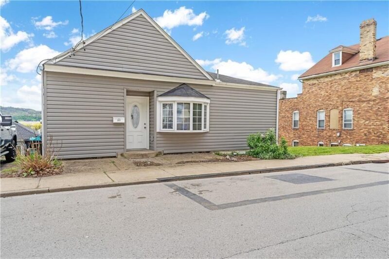 317 Beaver — photo 4