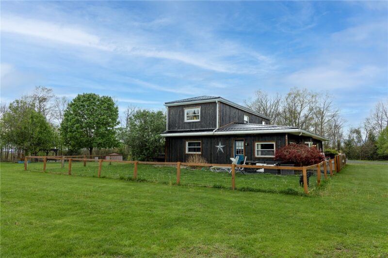 118 Eau Claire Road — photo 4