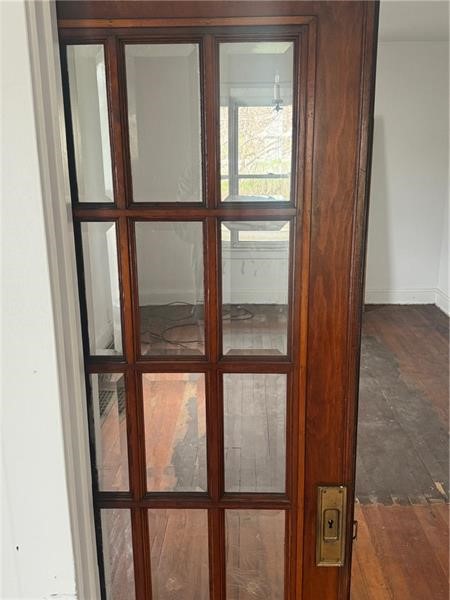 201 Locust St — photo 8