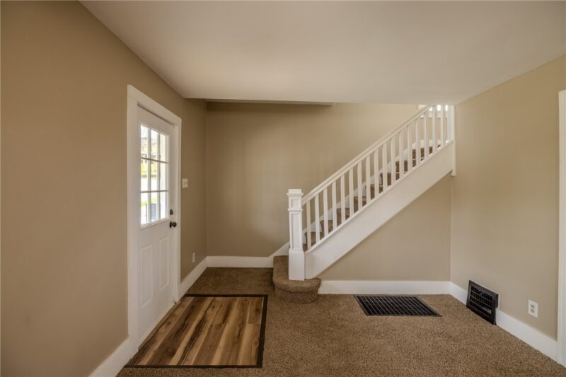 178 Lincoln St — photo 5