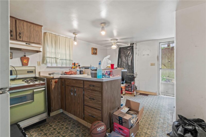 1340 Herman St — photo 6