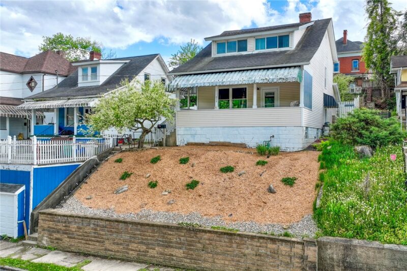 824 Marne Ave — photo 2