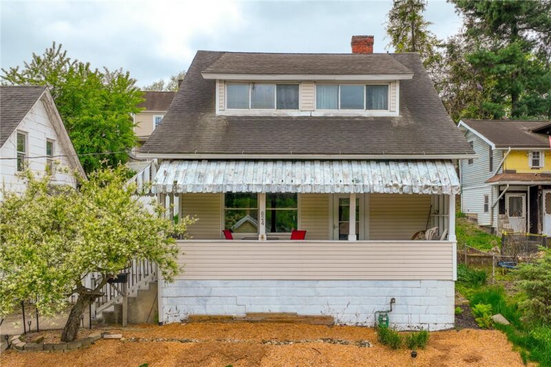 824 Marne Ave — photo 3