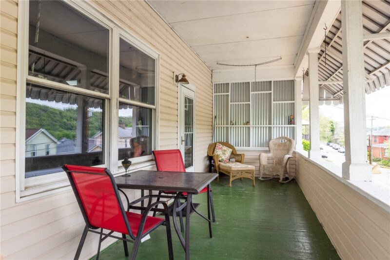 824 Marne Ave — photo 4