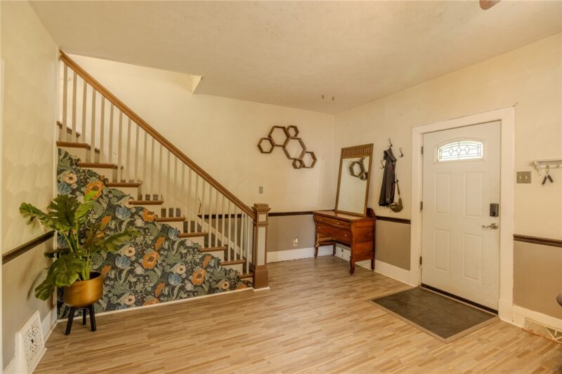 824 Marne Ave — photo 6