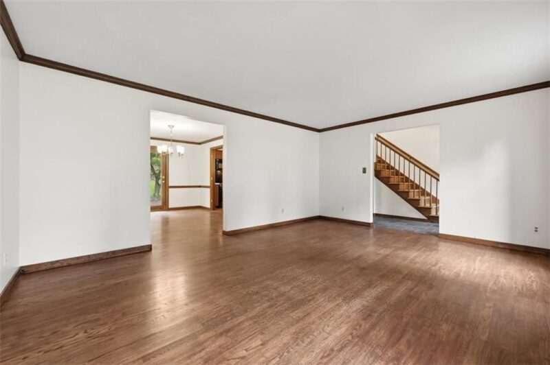 224 Thornberry Drive — photo 6
