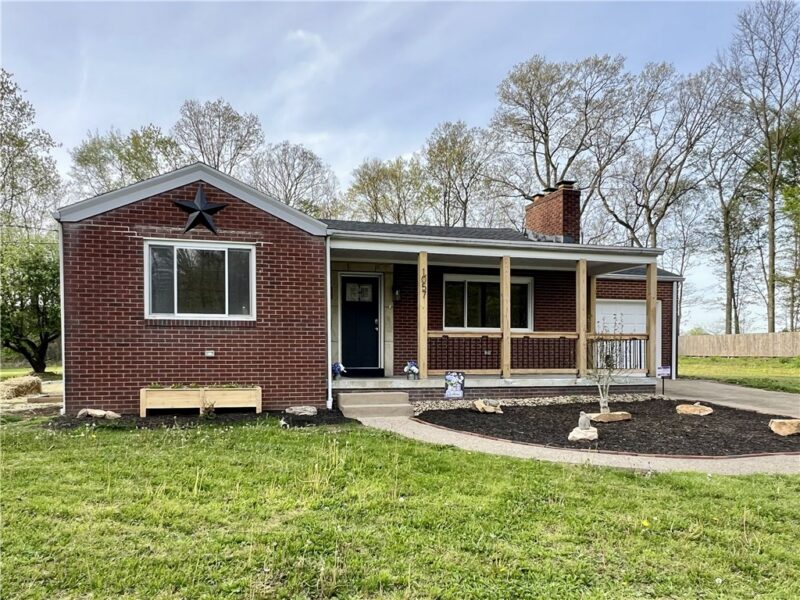 1057 Winfield Rd — photo 2