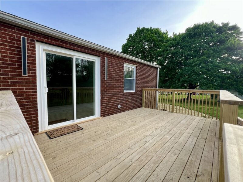 1057 Winfield Rd — photo 8