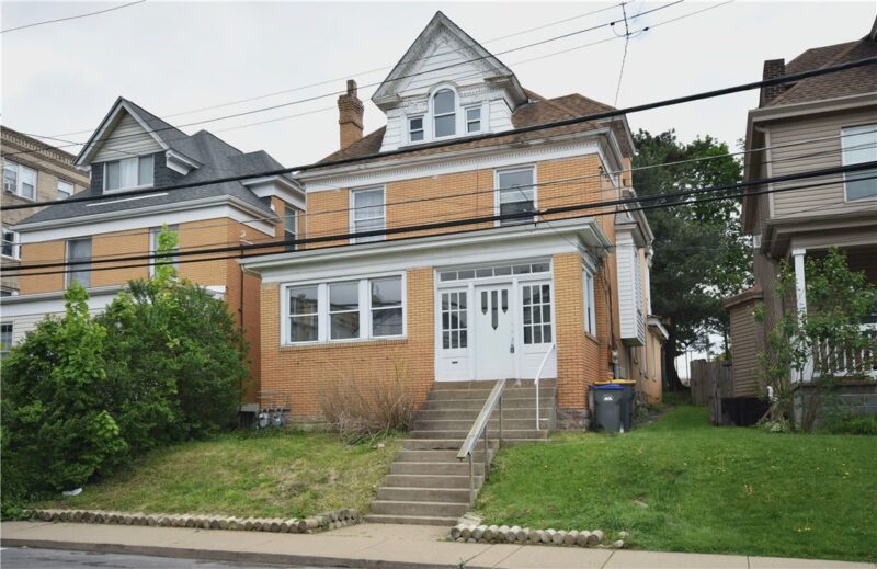 2919 Voelkel Ave — photo 2
