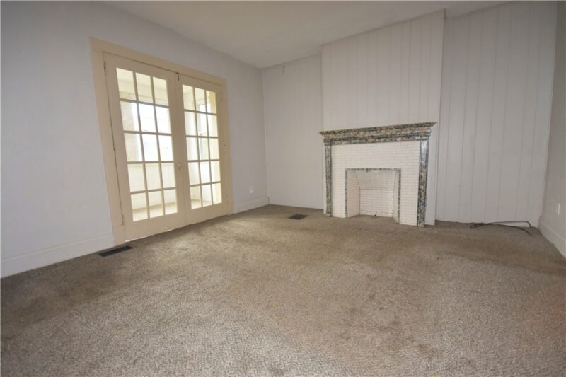 2919 Voelkel Ave — photo 5