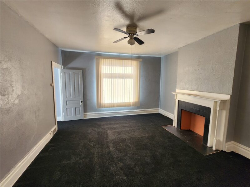 431 Ella St — photo 2