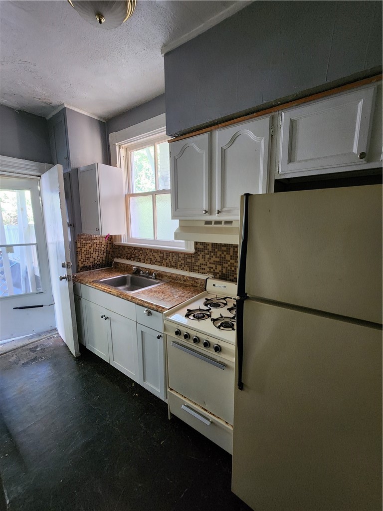 431 Ella St — photo 4
