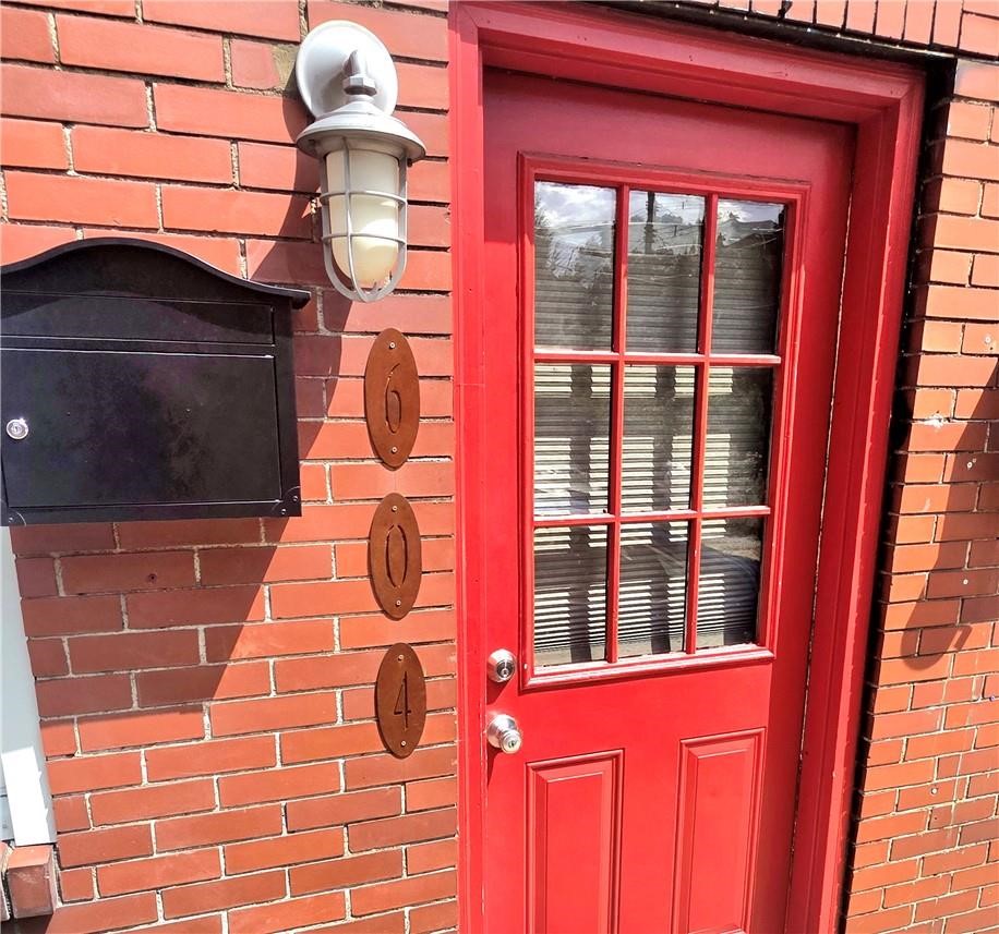 604 Middle St — photo 1