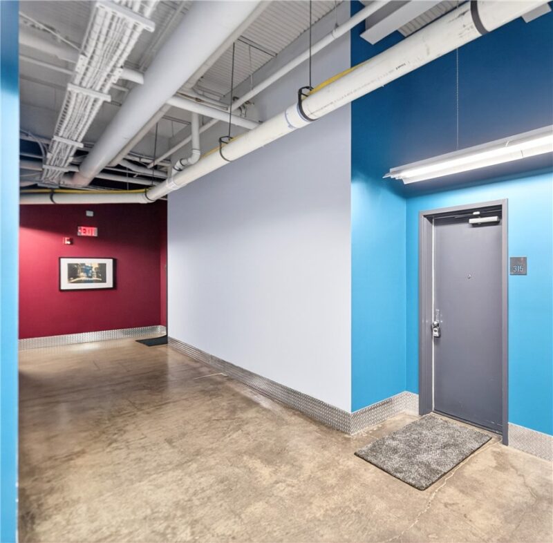 2250 Mary St 315 — photo 2