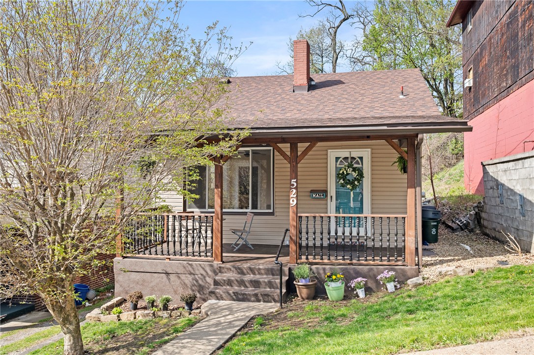 529 Windsor Ave — photo 1