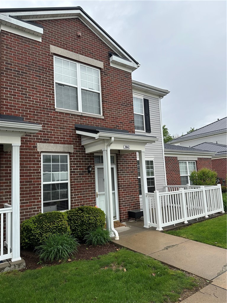 304 Sonie Dr 304 — photo 2