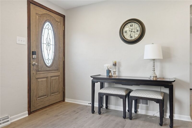 3348 Sycamore Dr — photo 4