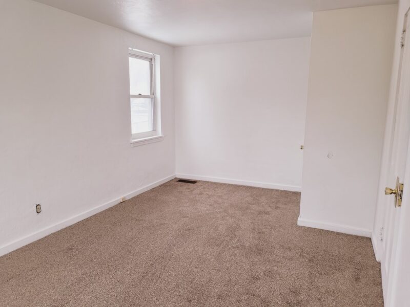 1110 Overland Ave — photo 8
