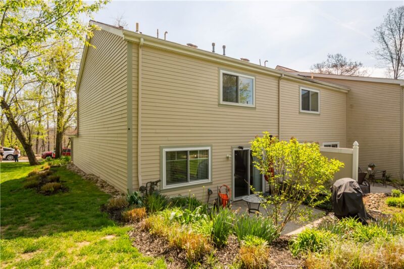 4573 Bucktail Dr — photo 5