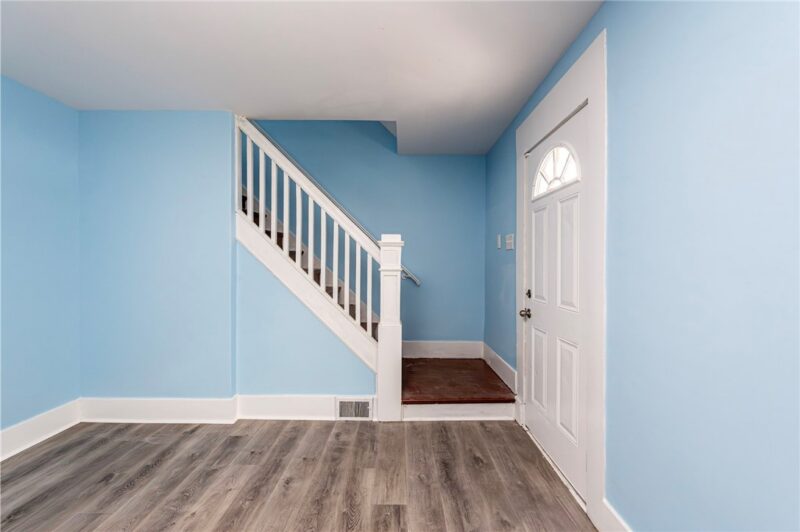 1010 Woods Run Ave — photo 5