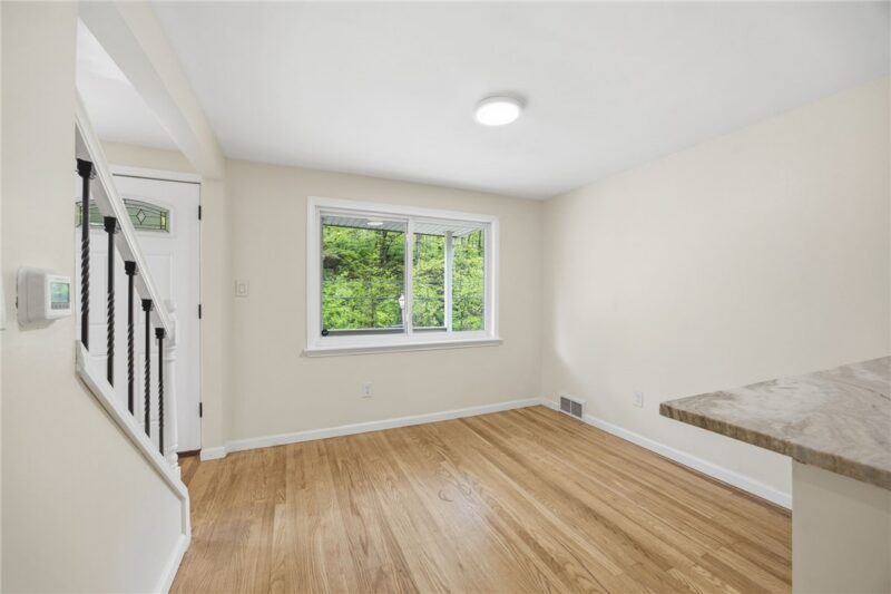1126 Mifflin Rd — photo 8