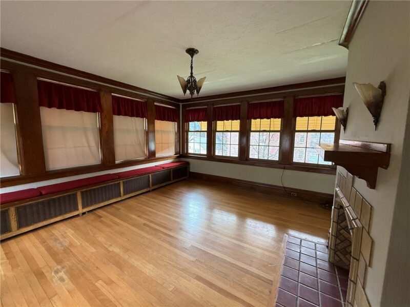 615 Hill St — photo 5