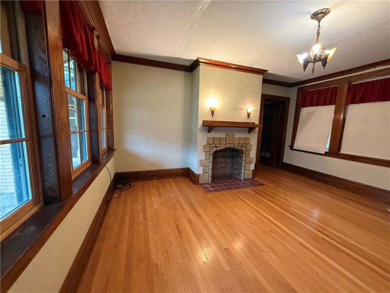 615 Hill St — photo 6