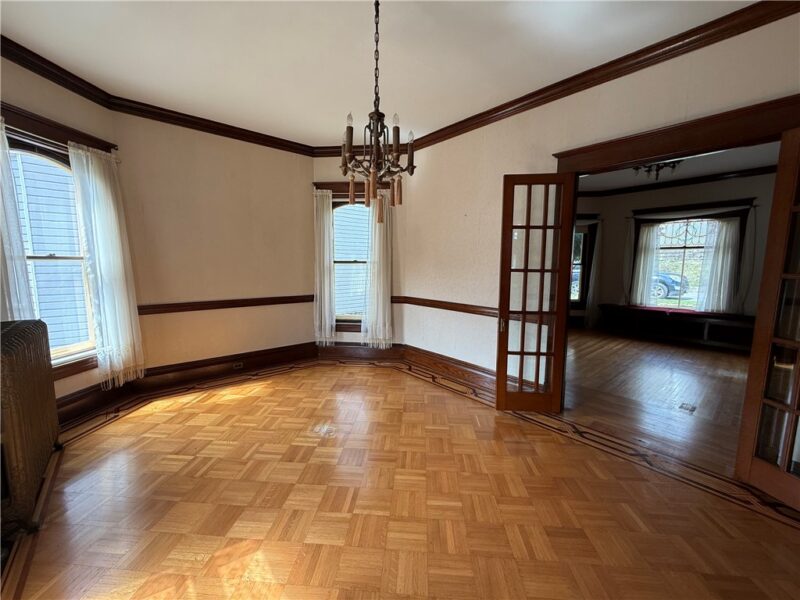 615 Hill St — photo 8