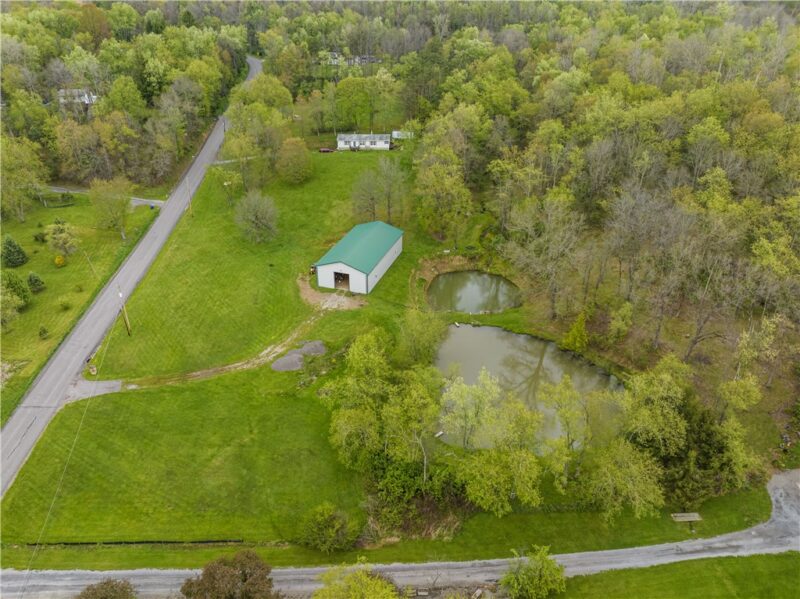 375 Brewer Rd — photo 2
