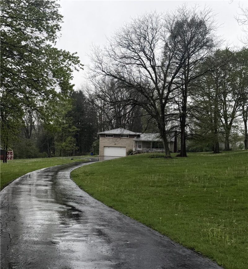 214 South Pike — photo 3