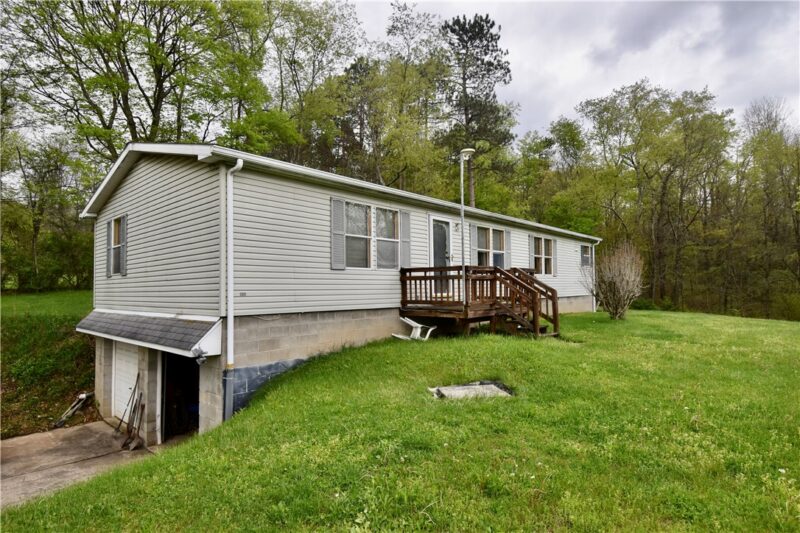 375 Brewer Rd — photo 2