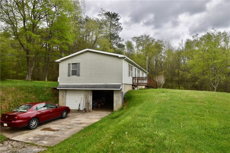 375 Brewer Rd — photo 3