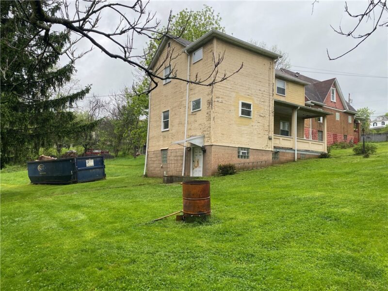 548 Chestnut St — photo 2