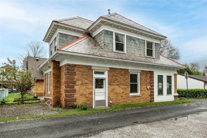 518 Stewart Ave. — photo 4