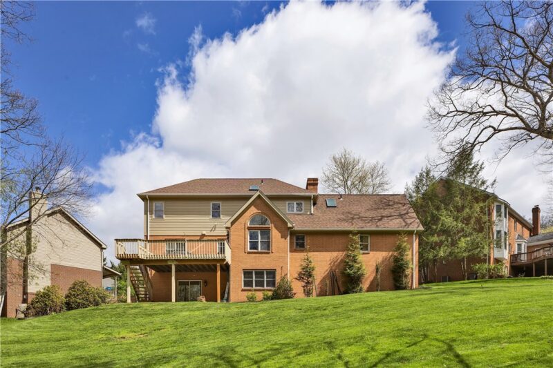 9007 Hampshire Ct — photo 6