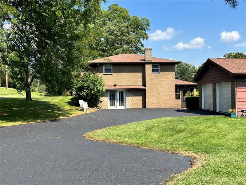 880 Pizza Barn Rd — photo 4
