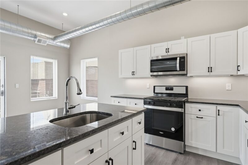 3809 Liberty Ave 201 — photo 8
