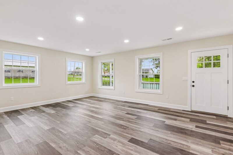 514 Falcon STREET — photo 4