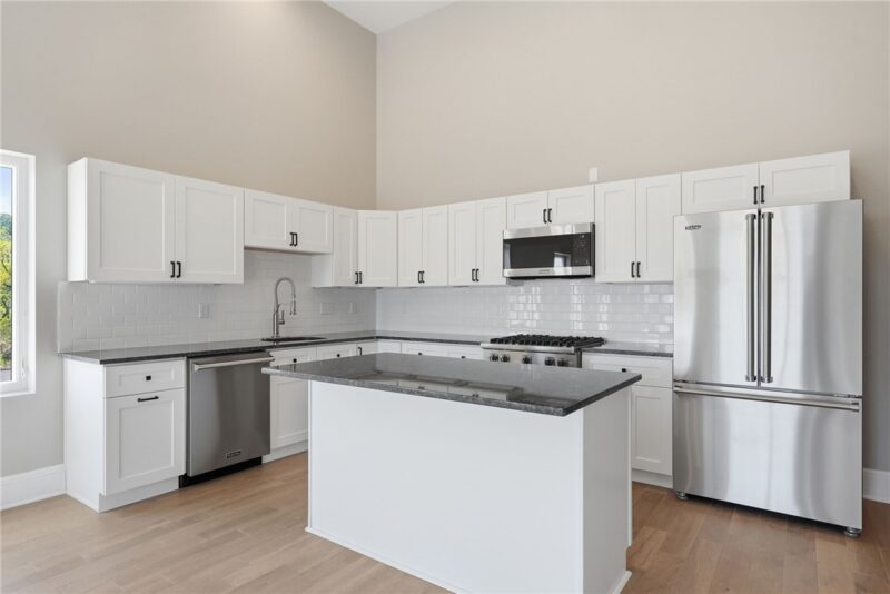 3809 Liberty Ave 403 — photo 5