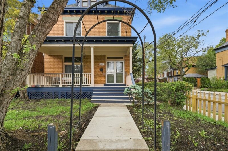 5631 Wellesley Ave — photo 2