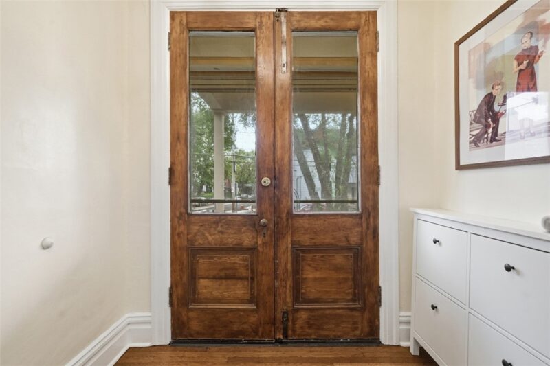 5631 Wellesley Ave — photo 4